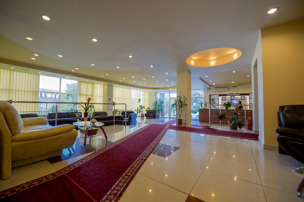 Hotel Florida Mamaia Bagian luar foto