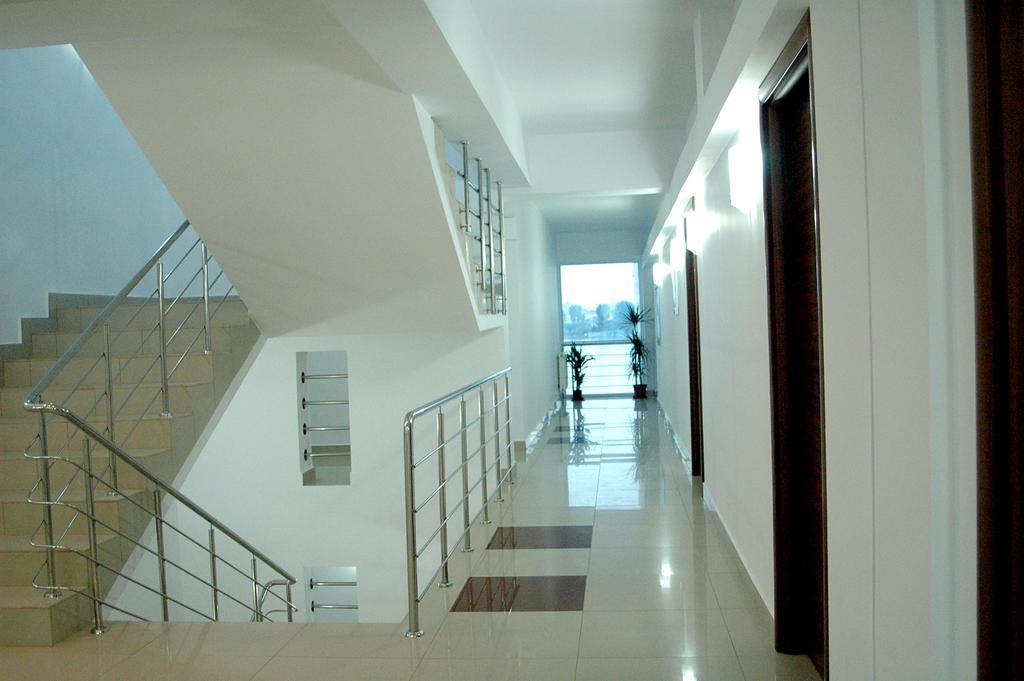 Hotel Florida Mamaia Bagian luar foto