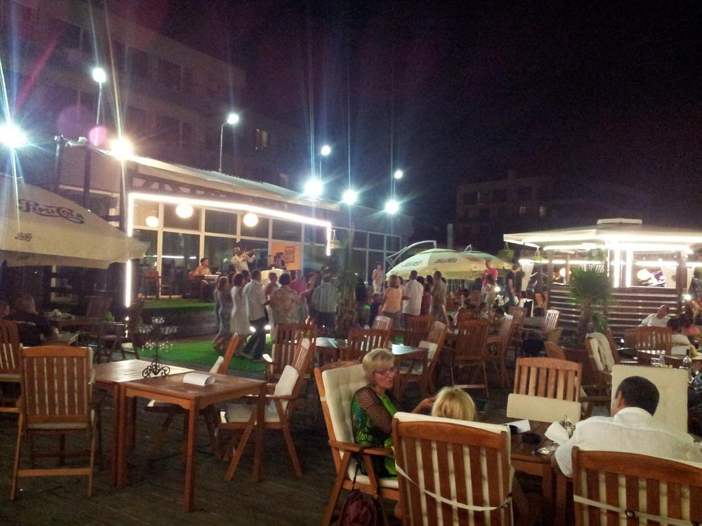 Hotel Florida Mamaia Bagian luar foto